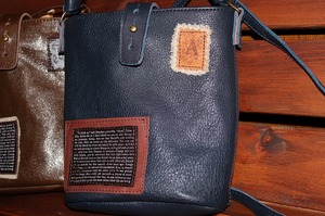 革　レザー　革製品　ワッペンバック　革鞄